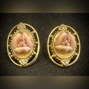 Elegant Gold and Pink Rose Earrings